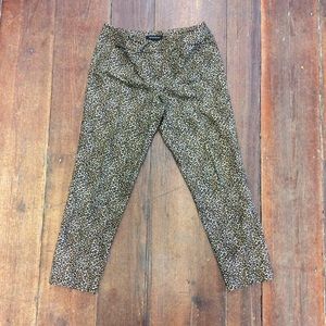 White House Black Market Cropped Skinny Pa…